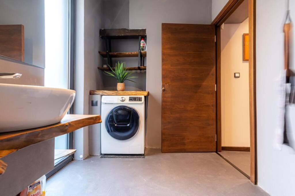 סופיה Top Central Design, 2 Bedroom, Ndk, Free Secured Parking מראה חיצוני תמונה